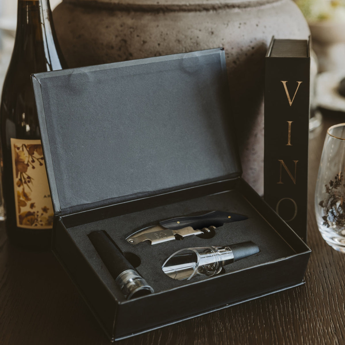 Coffret d'accessoires pour le vin