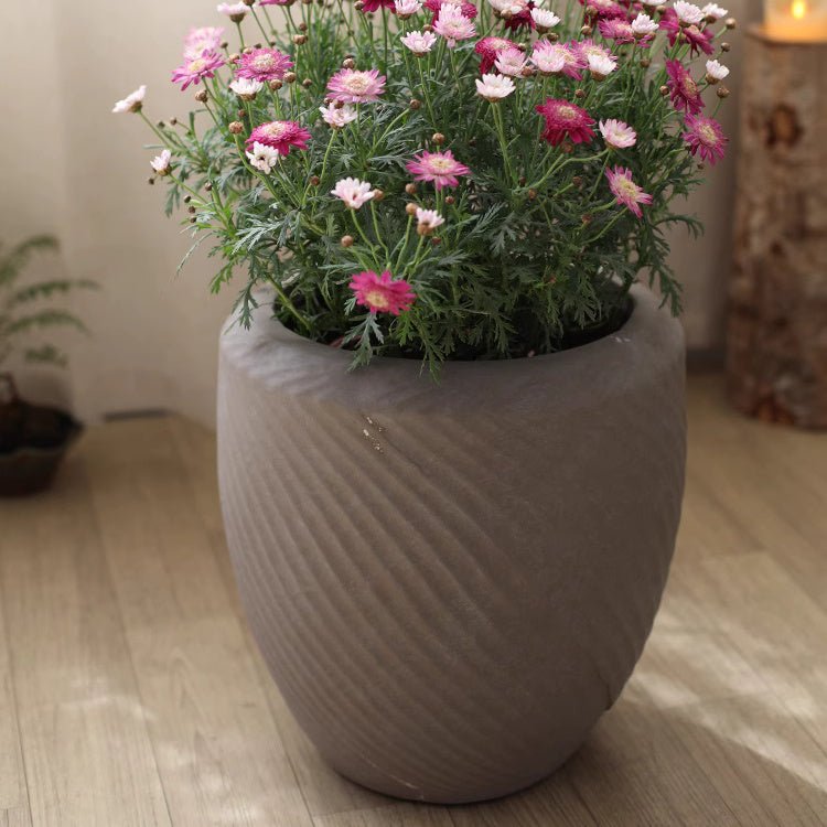 Jardinière tourbillon contemporaine