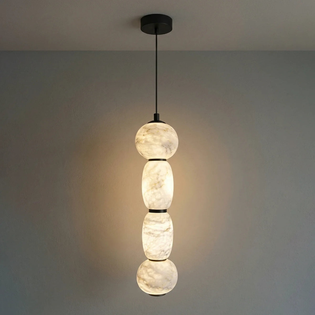 Alabaster Pendulous Pearl Pendant Light