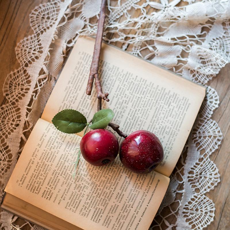Faux fruit : pomme rouge artificielle avec tige, 38 cm de haut