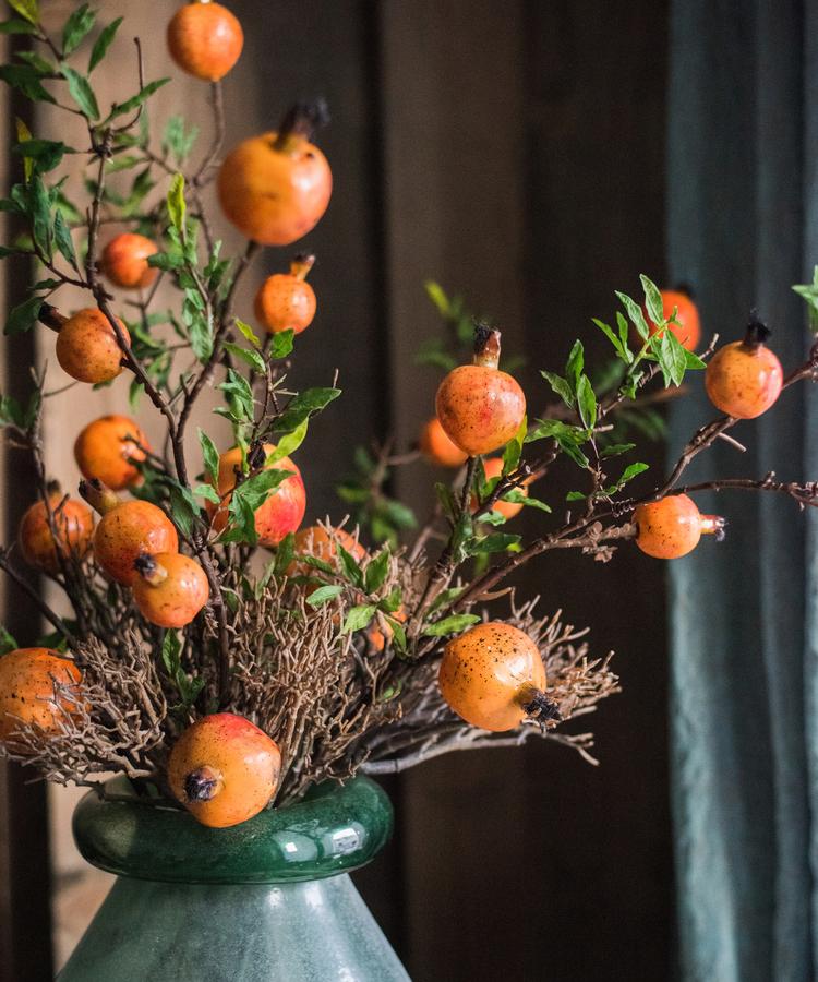 Tige de fruits artificiels (orange, grenade) jaune, 91 cm de hauteur