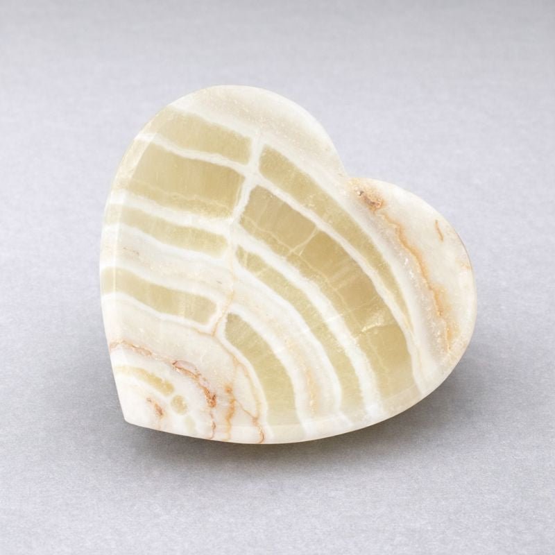 Coupelle en forme de cœur en calcite onyx rubanée, objet de décoration, vide-poche à bijoux