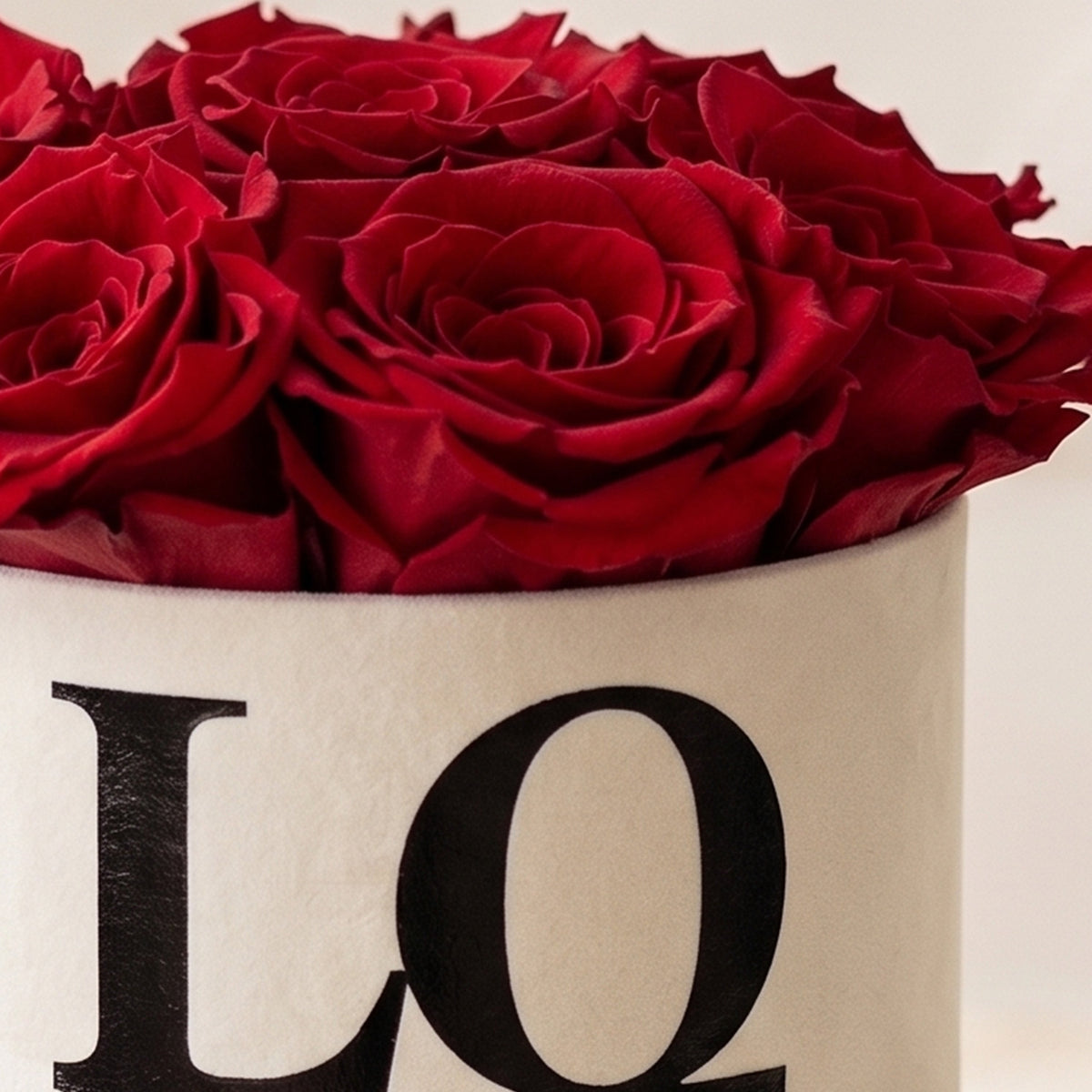Essence White Box | Love Edition | Rose Rosse