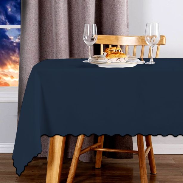 Tovaglia in cotone satinato tinta unita con ricamo a smerlo - Blu navy