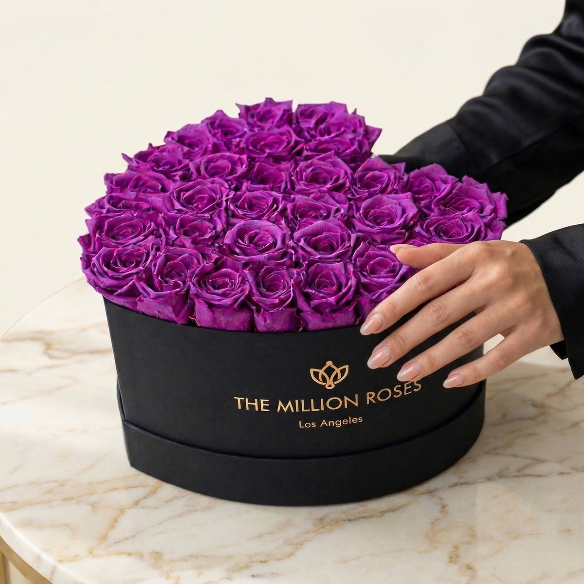 Scatola Nera a Forma di Cuore | Rose Viola Brillante
