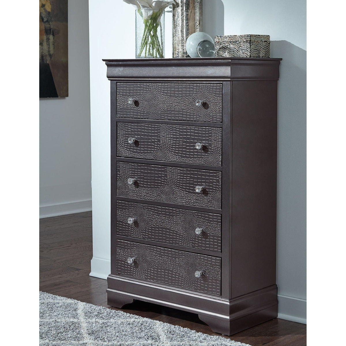 Shaker - Crocodile Chest