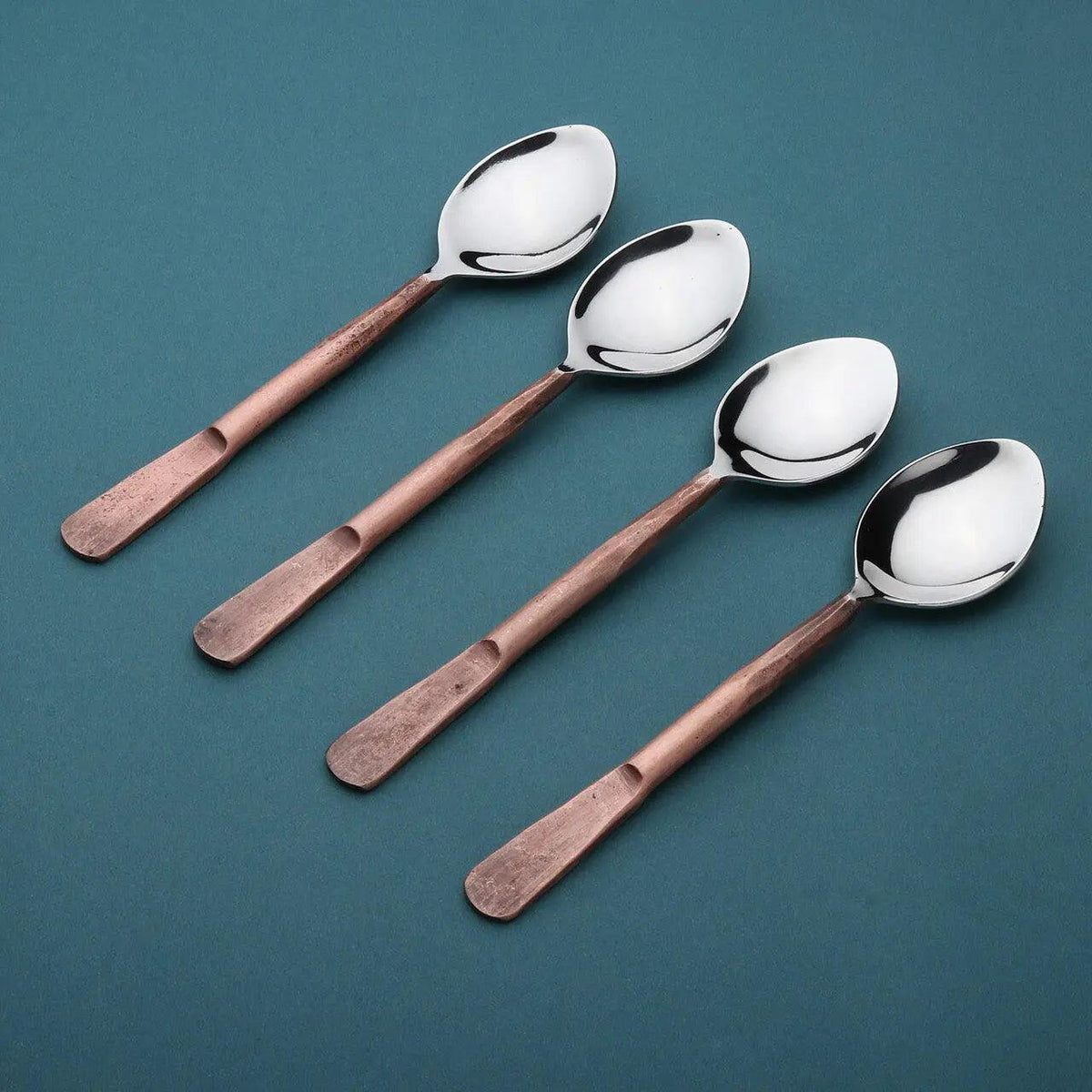 Set 4 cucchiai da tavola Celia