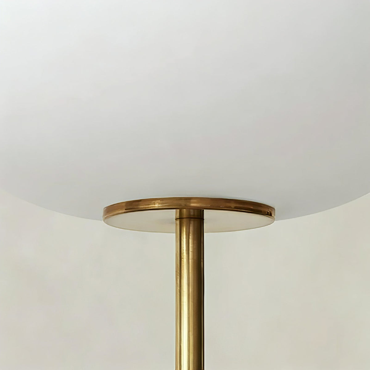 Chic Minimalist Round Marble Floor Light