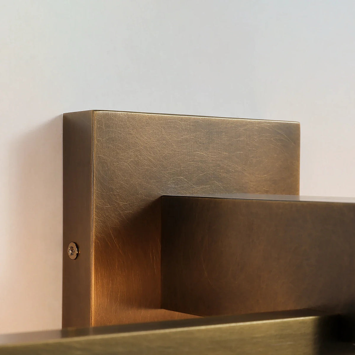 Applique per quadri in ottone Corinth