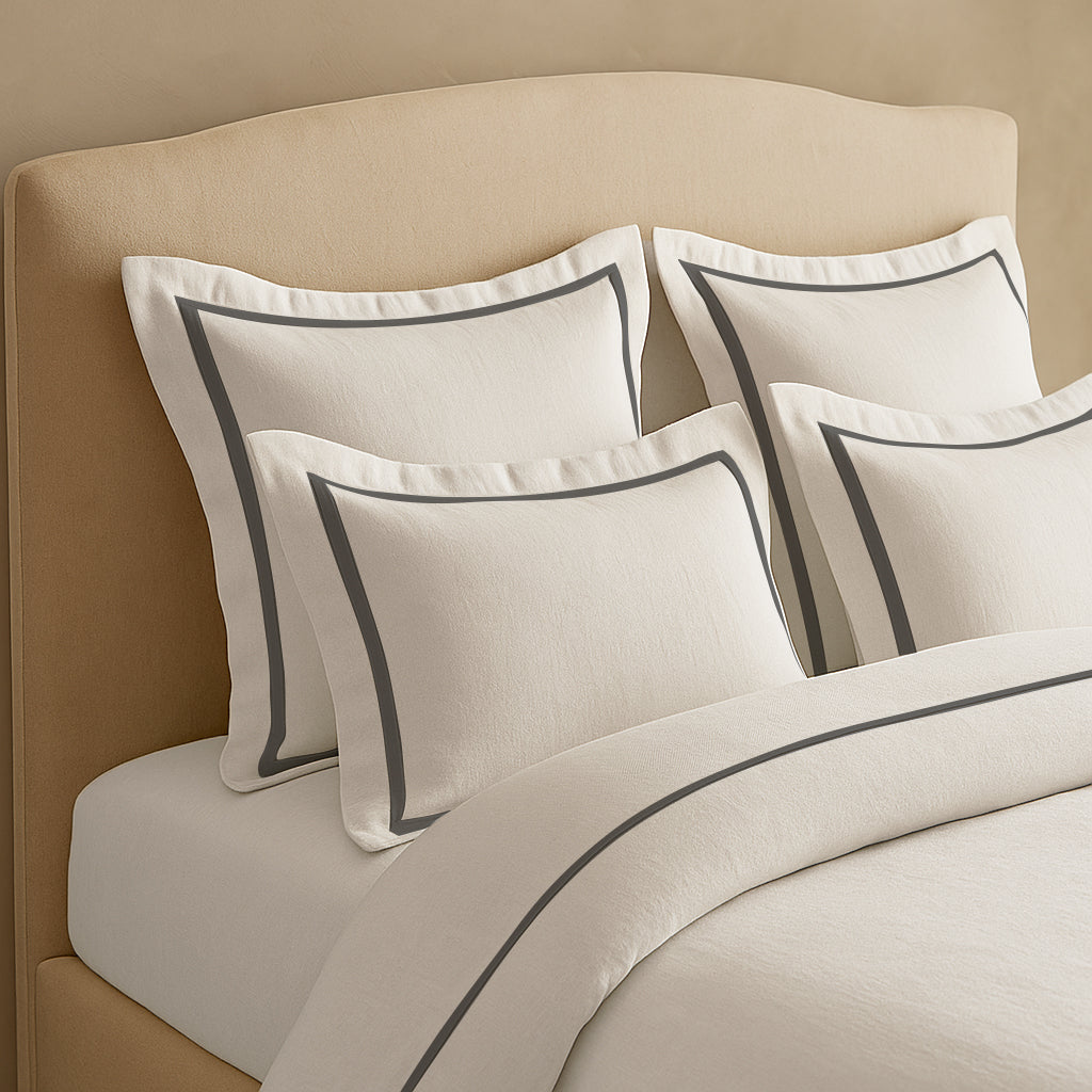 Set copripiumino in lino con bordo a cornice