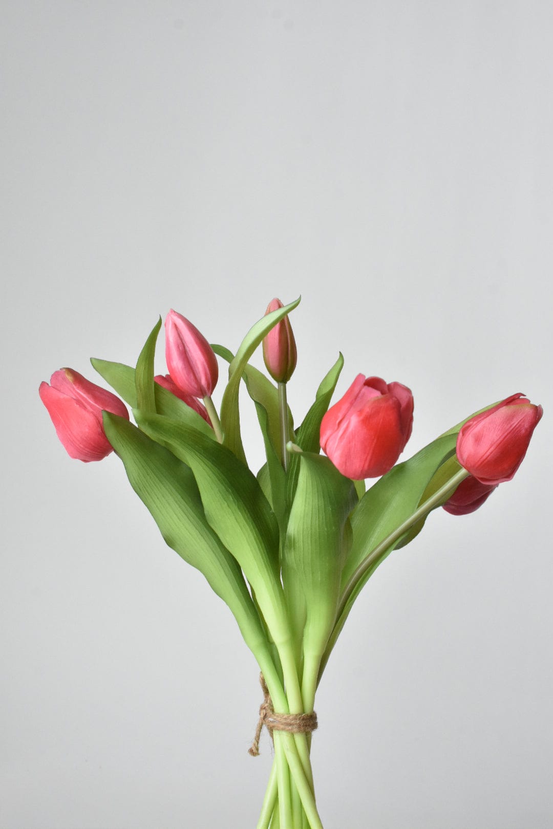 Mazzo di steli di tulipani rosa scuro "Faux Real Touch" da 11,75"