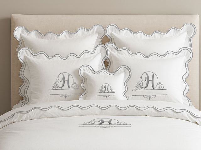 Housse de couette luxueuse en coton à monogramme et double feston