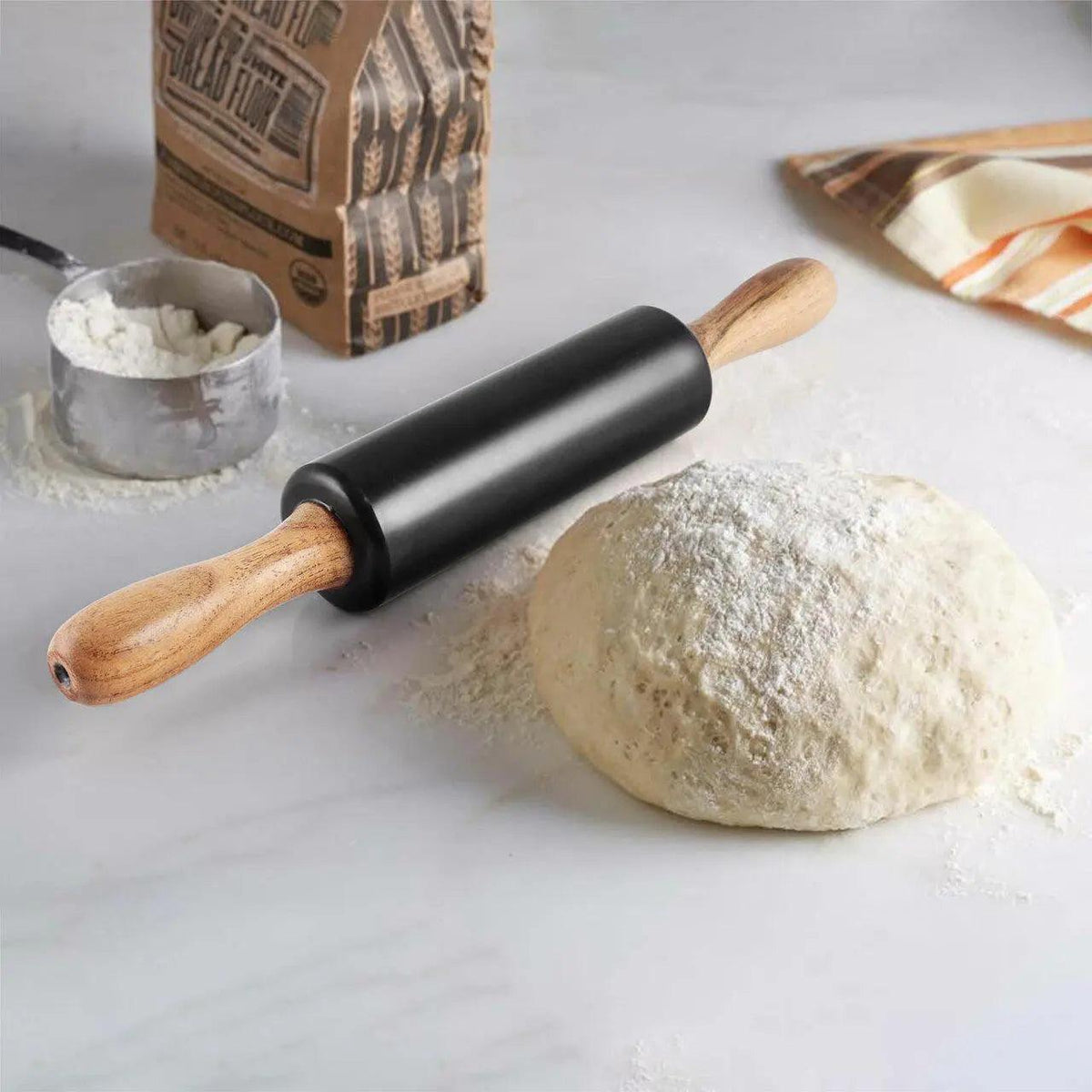 Mattarello in marmo nero e legno Dolce