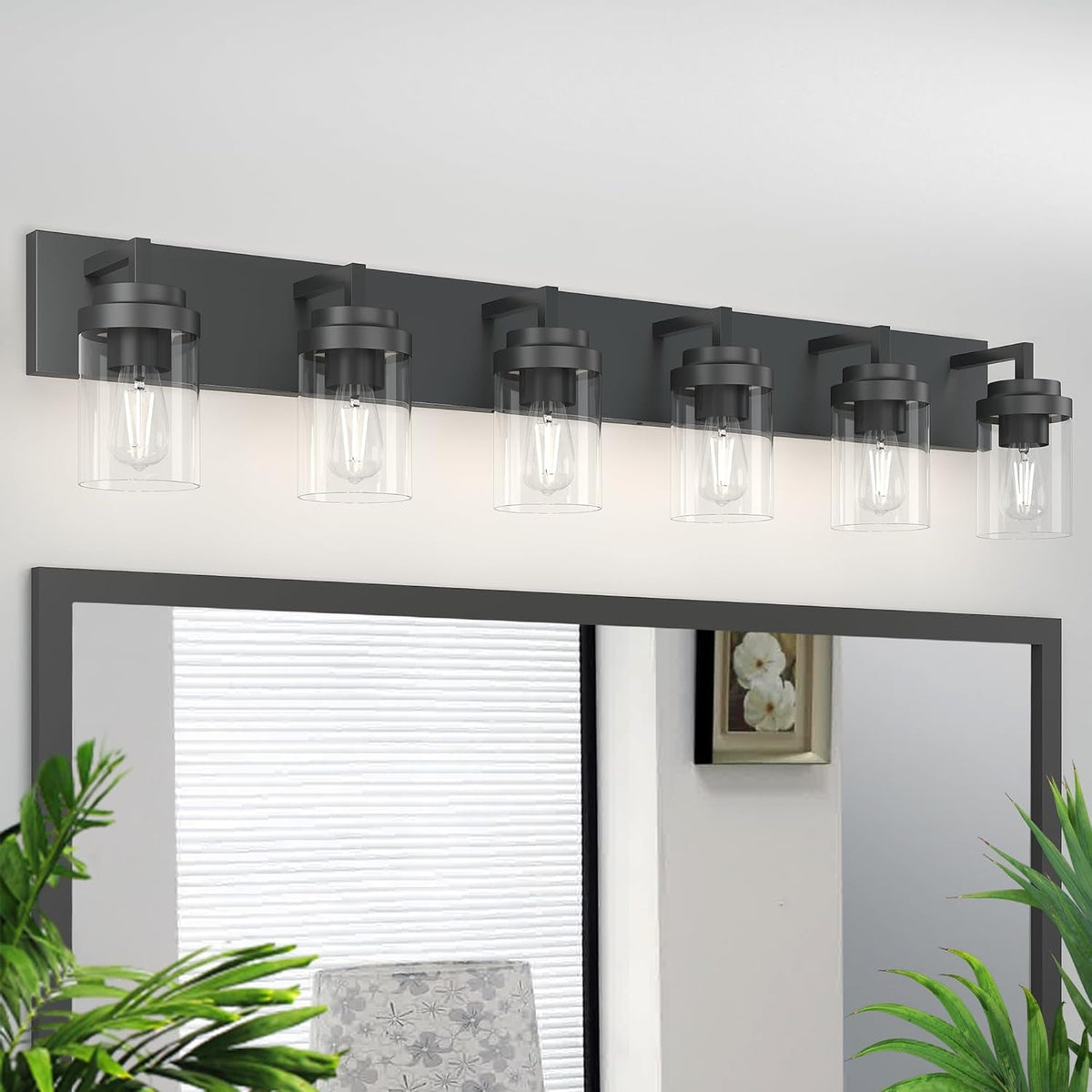 Lampada da specchio con paralume in vetro trasparente
