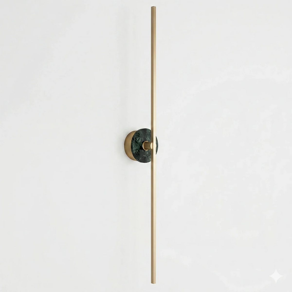 Applique da parete Essential in ottone e alabastro