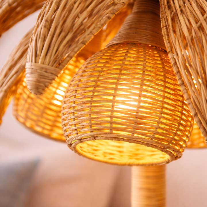 Palmora Grande Woven Table Lamp