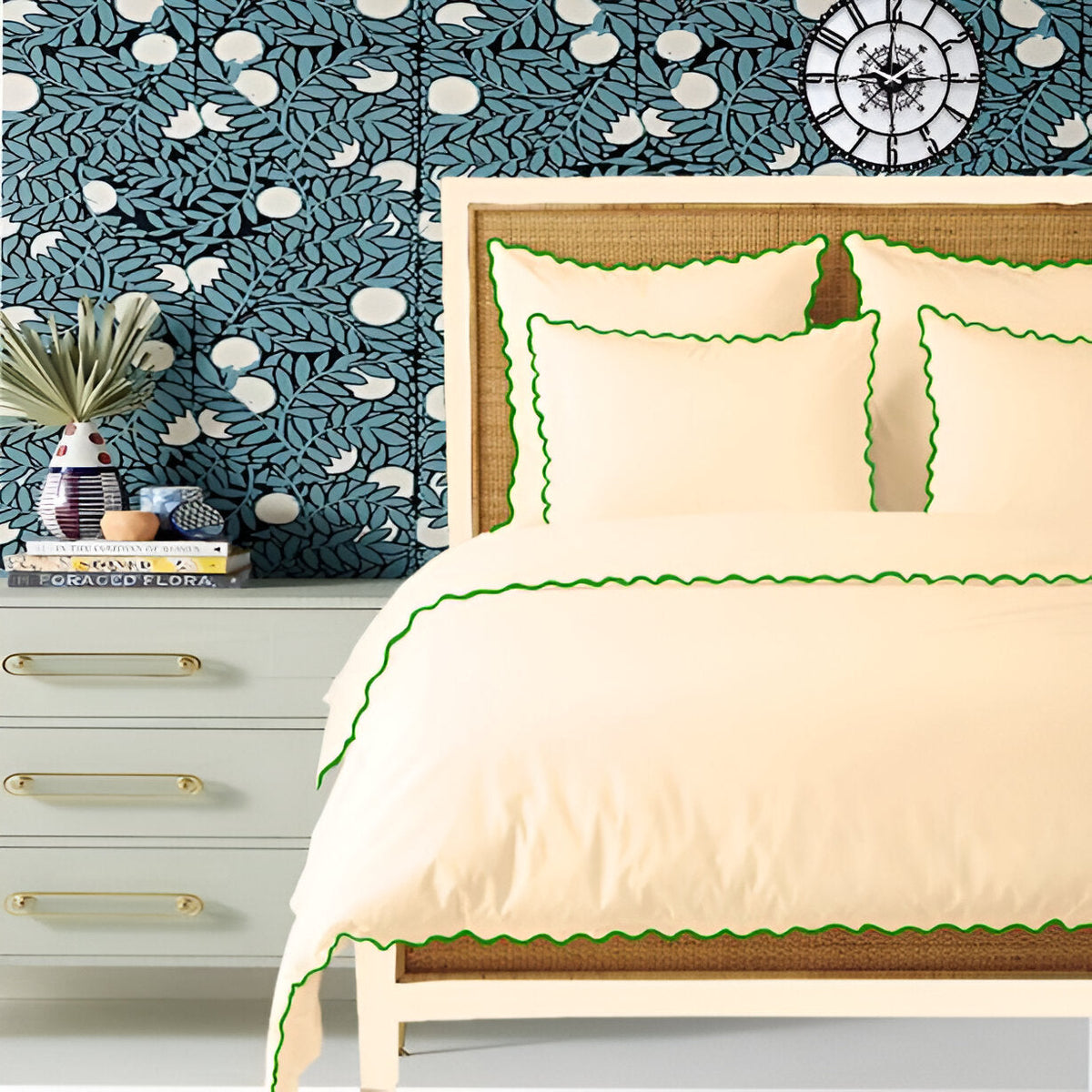Parure de lit en coton 400 fils avec broderie festonnée ivoire