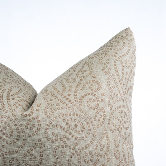 Coussins indiens, coussin en lin à motif floral, imprimé au bloc dans des tons terre, décoration artisanale pour nouvelle maison - TULJA STUCCO BL