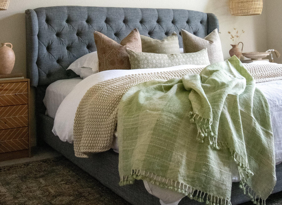 Soft Green Indian Wool Throw Blanket, Handwoven Sofa Coverlet with Quiet Calm Bedroom Layer - SAGE