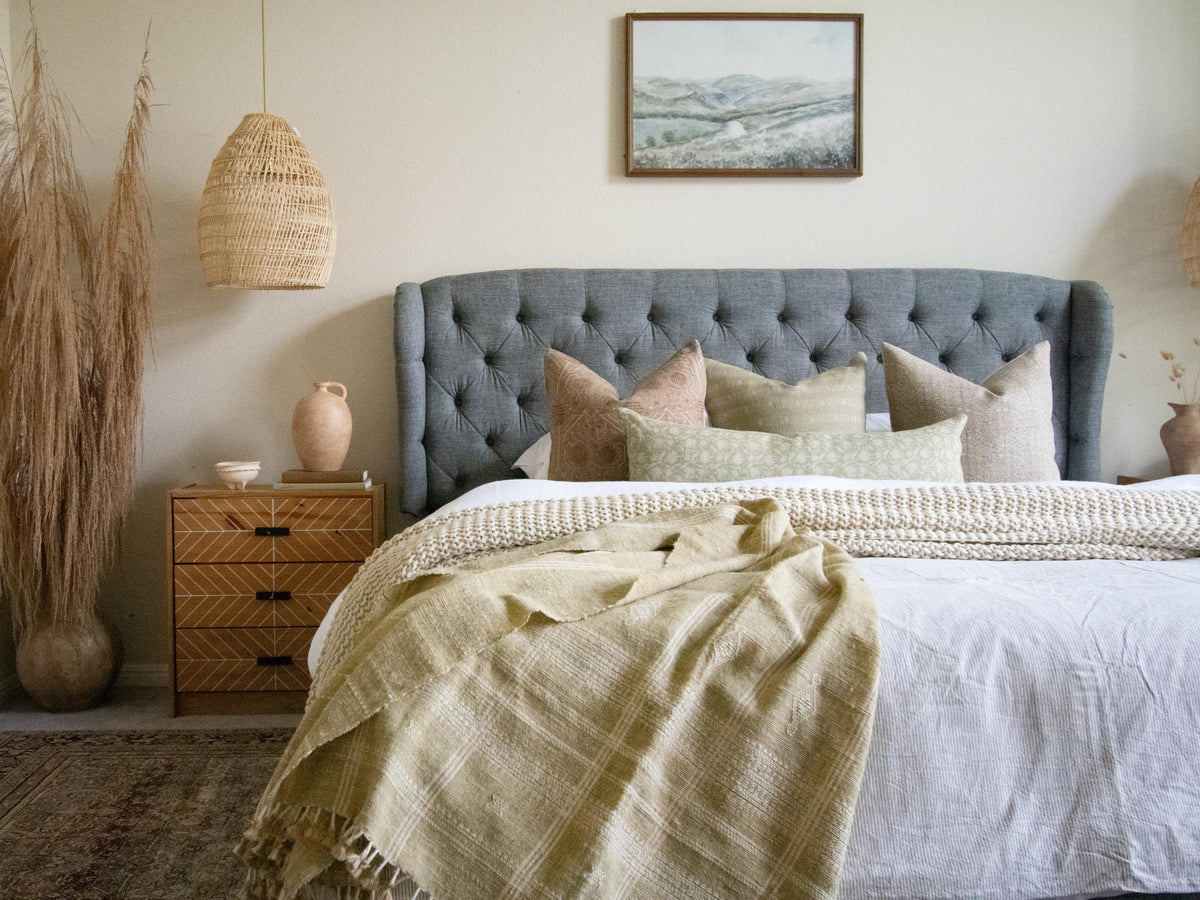 Tan Beige Indian Wool Throw Blanket, Handwoven Sofa Coverlet with Farmhouse Bedroom Layer - JASPER