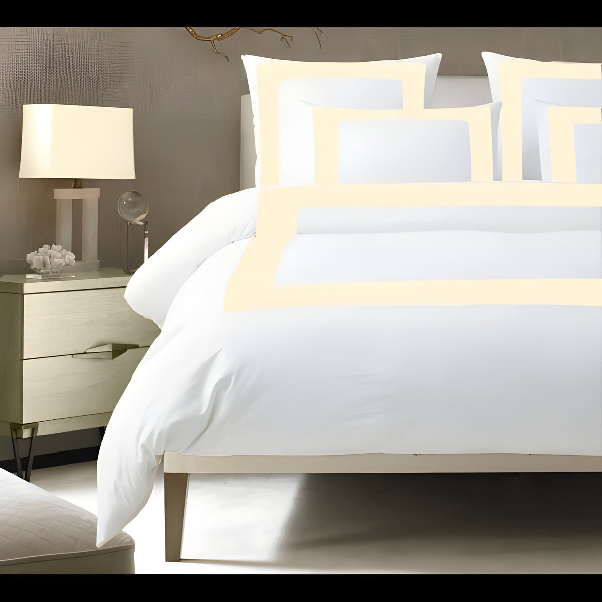 Parure de lit en satin de coton 400 fils avec bordure encadrée
