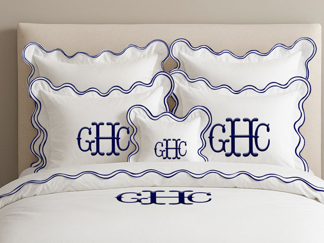 Housse de couette luxueuse en coton à monogramme et double feston