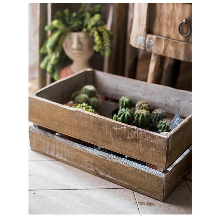 Caisses rectangulaires en bois massif