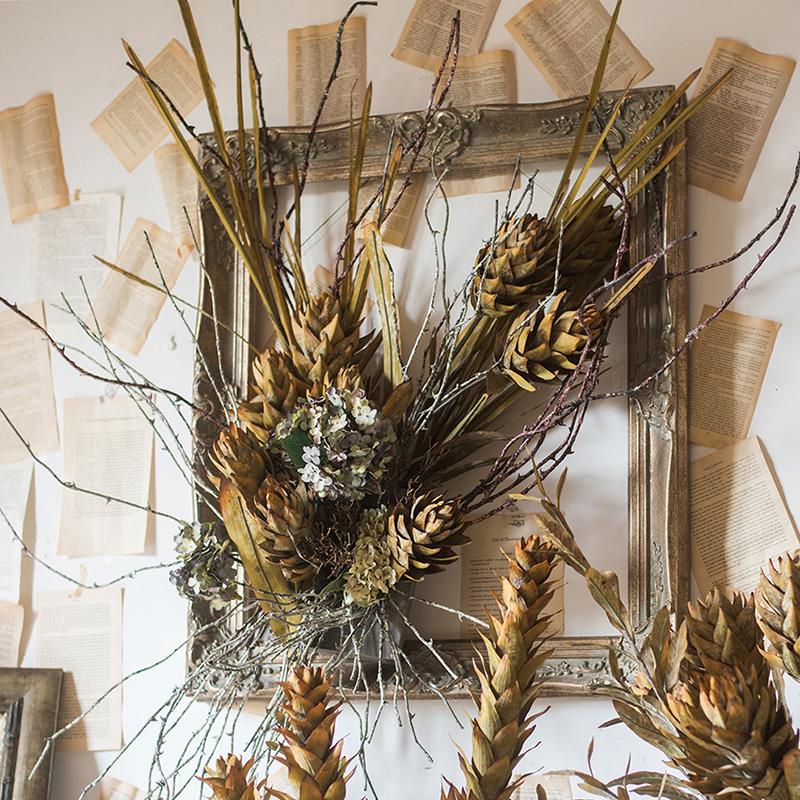Fleurs et plantes artificielles séchées pour l'automne Renaissance