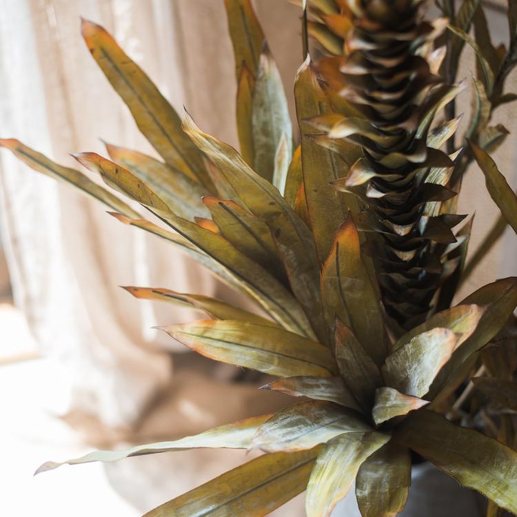 Fleurs et plantes artificielles séchées pour l'automne Renaissance