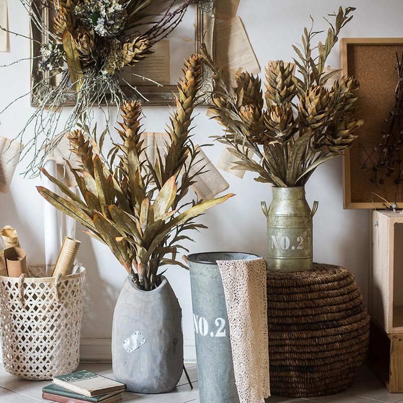 Fleurs et plantes artificielles séchées pour l'automne Renaissance