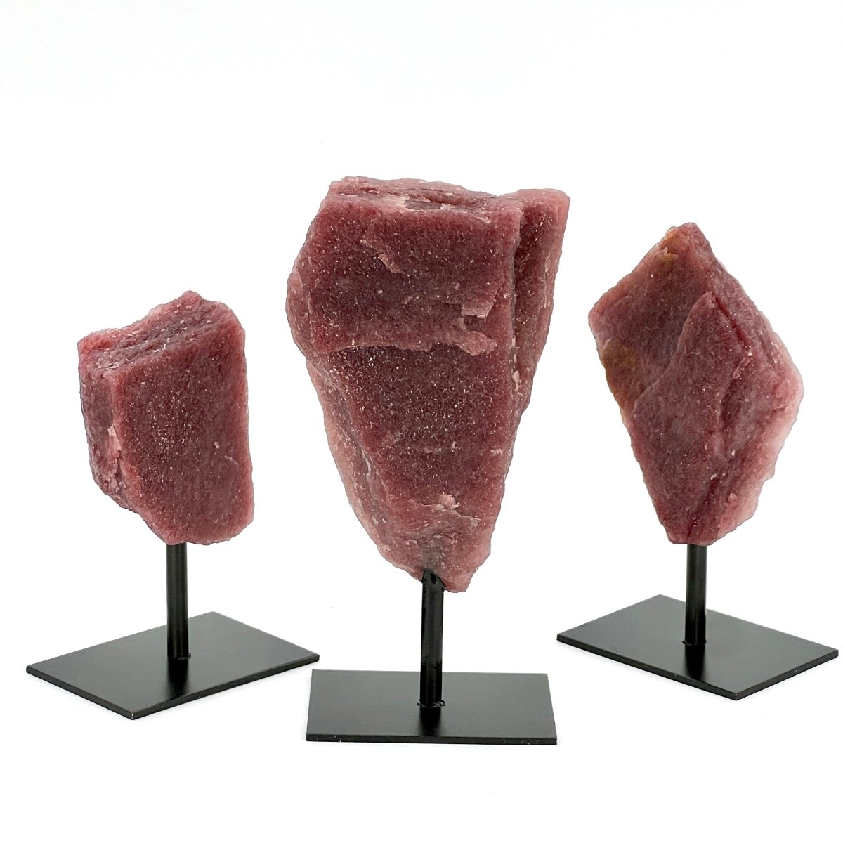 Quartz fraise brut sur socle en métal