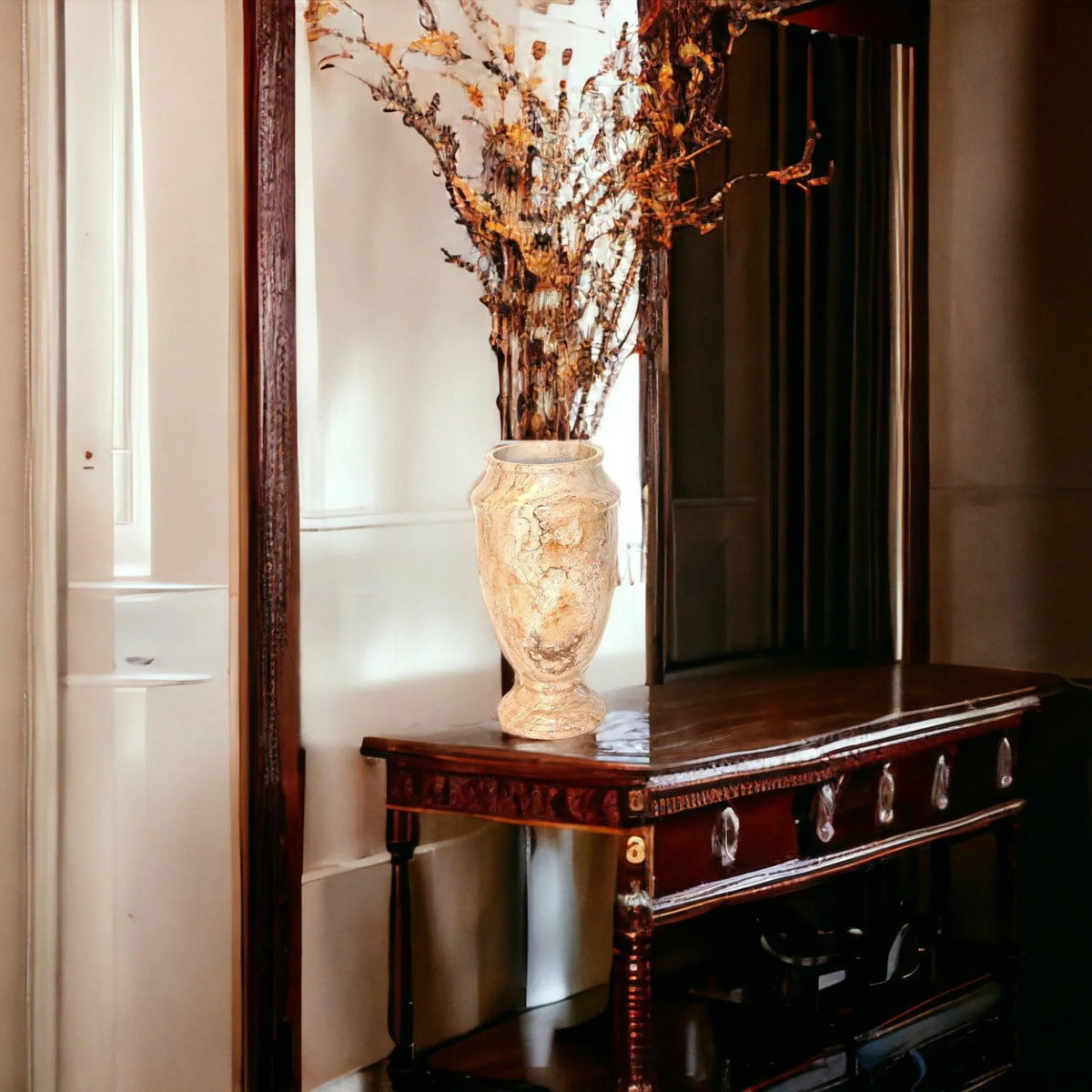 Vaso decorativo in marmo Sahara Beige, altezza 13 pollici