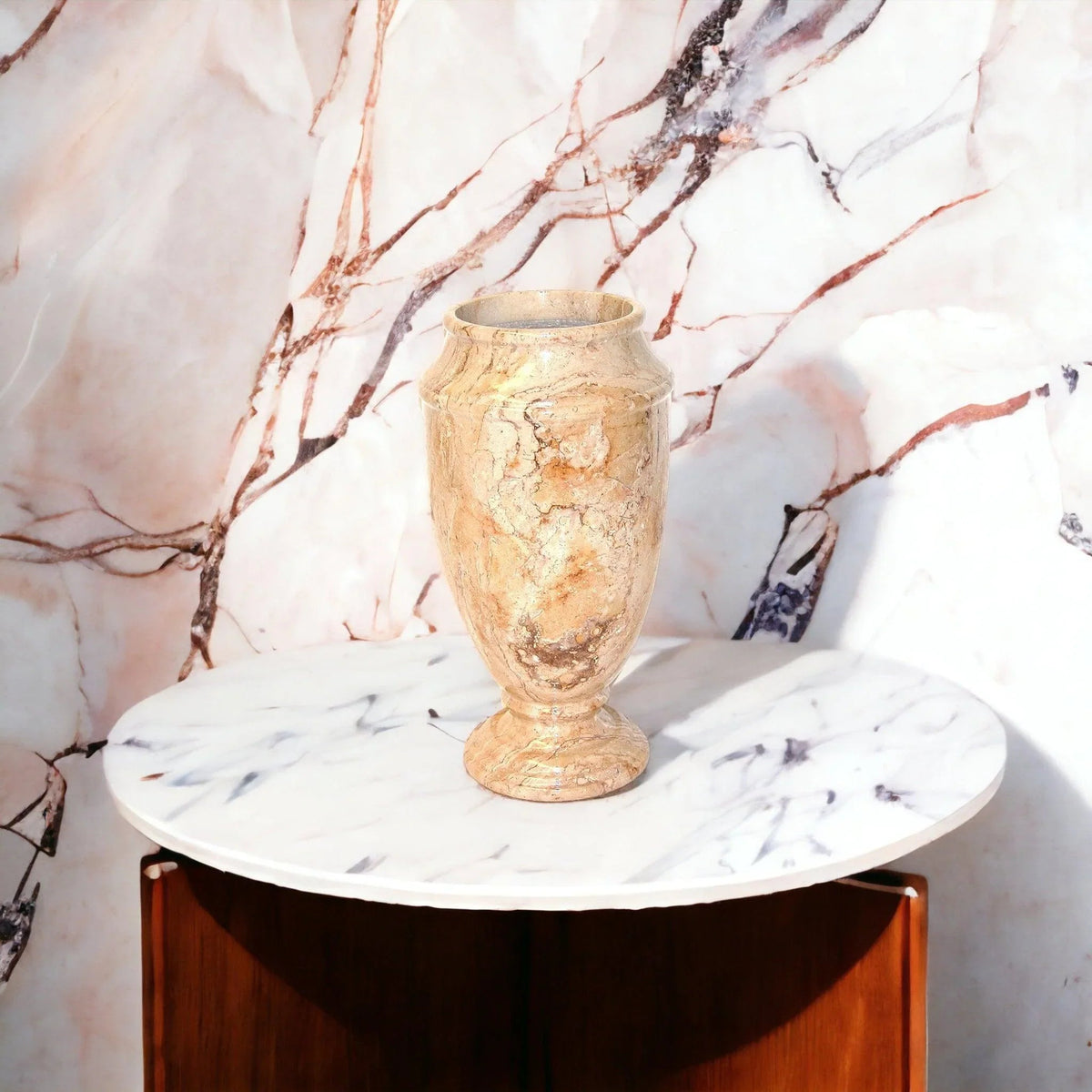 Vaso decorativo in marmo Sahara Beige, altezza 13 pollici