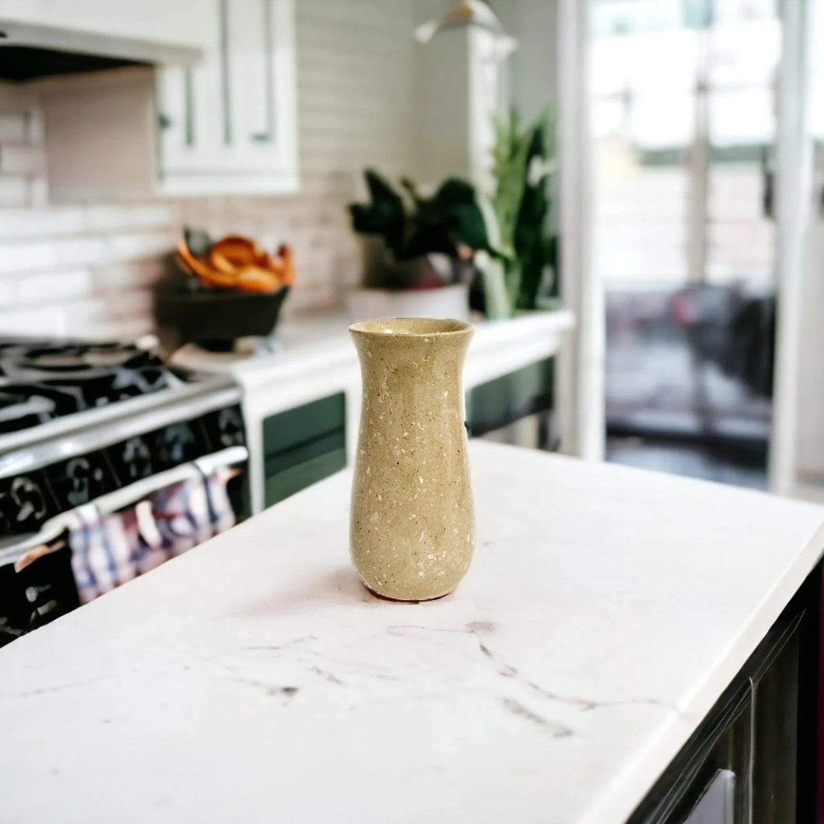 Vase de cuisine de 9 pouces en marbre beige Sahara
