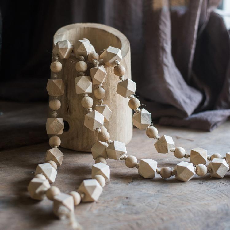 Fermatende rustici fatti a mano in legno massello