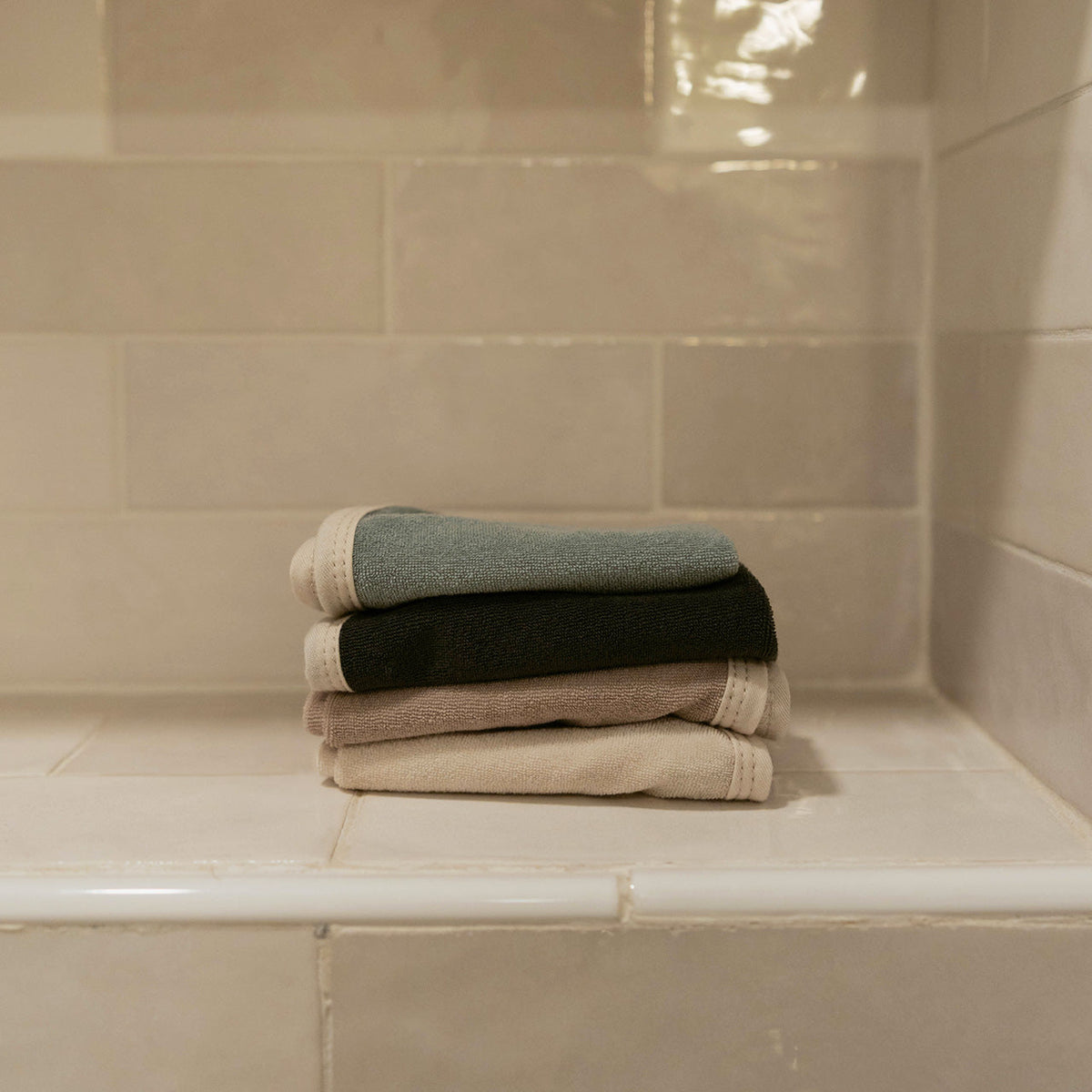 Ensemble Pluie - Gants de toilette bébé en éponge (Lot de 4)
