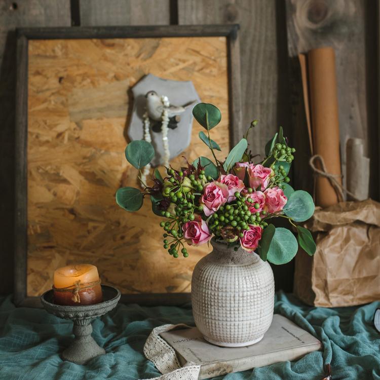 Vase pot en céramique porcelaine texturée blanc
