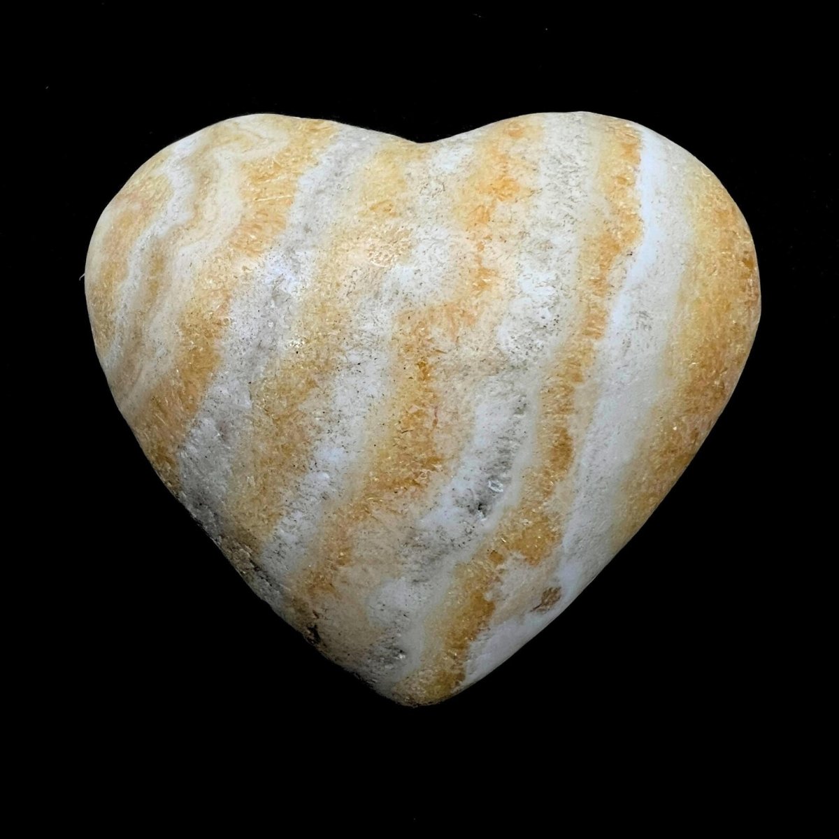 Cœurs polis en calcite à bandes jaunes