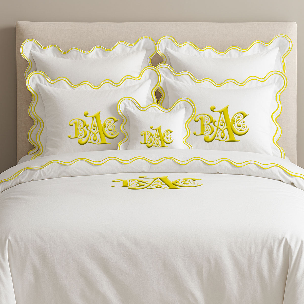 Housse de couette luxueuse en coton à monogramme et double feston