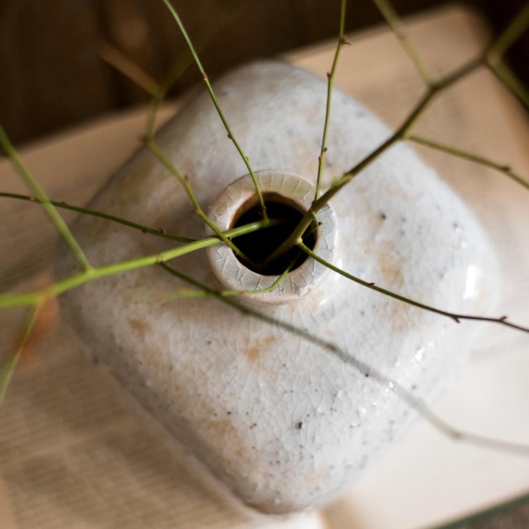 Vase en céramique style zen