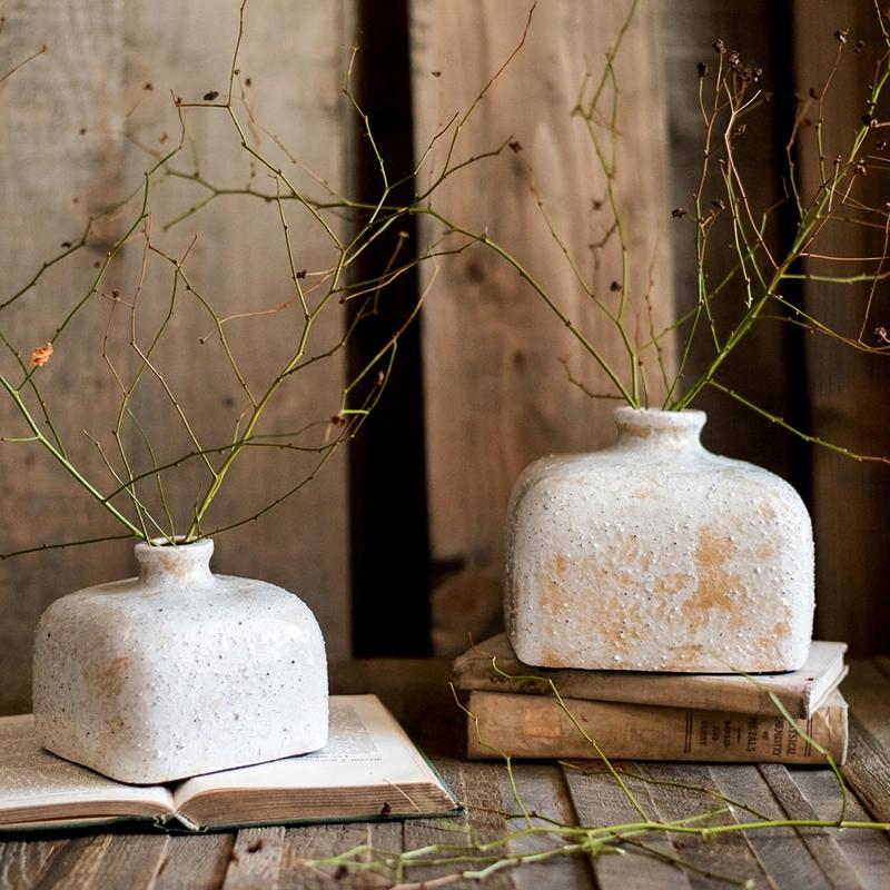 Vase en céramique style zen