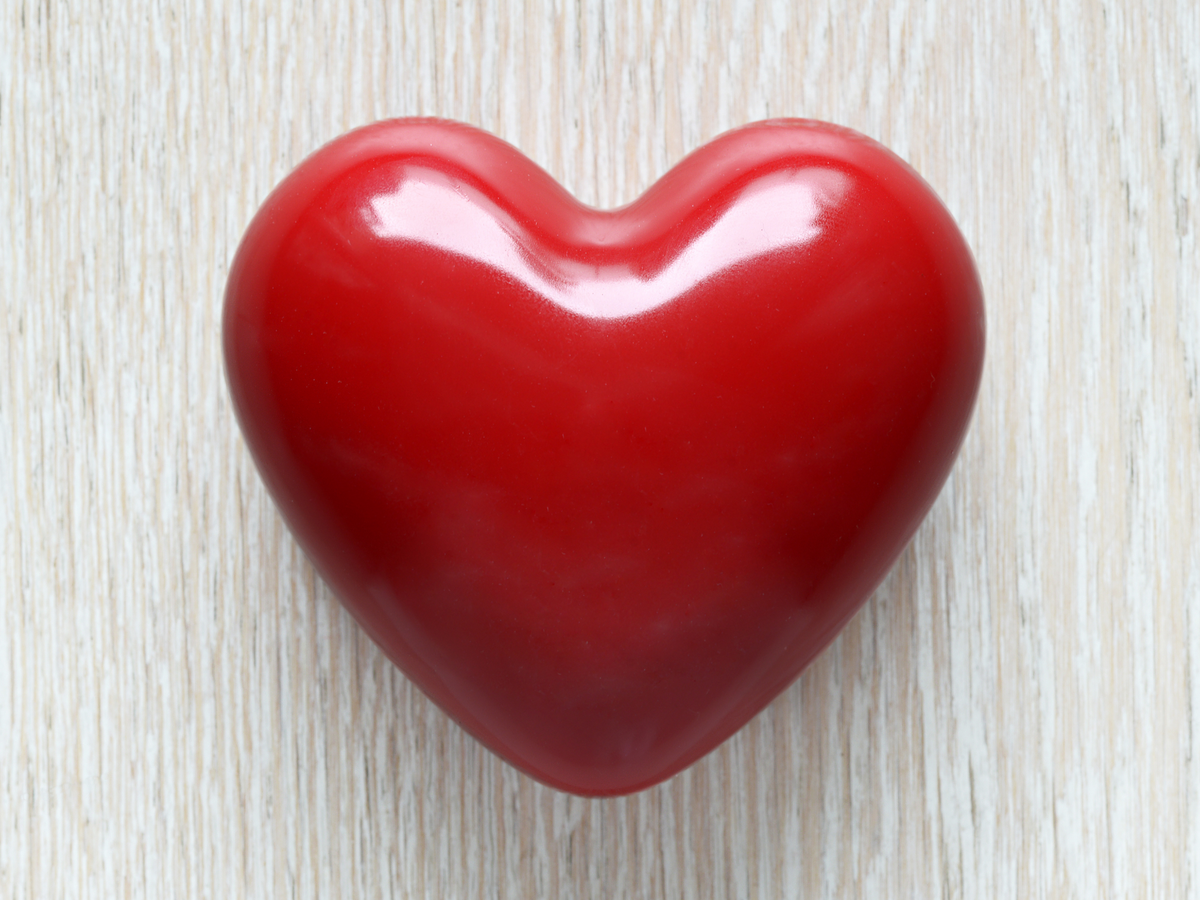 Holiday Gift Wax Heart Freshener | 18 Signature Scents