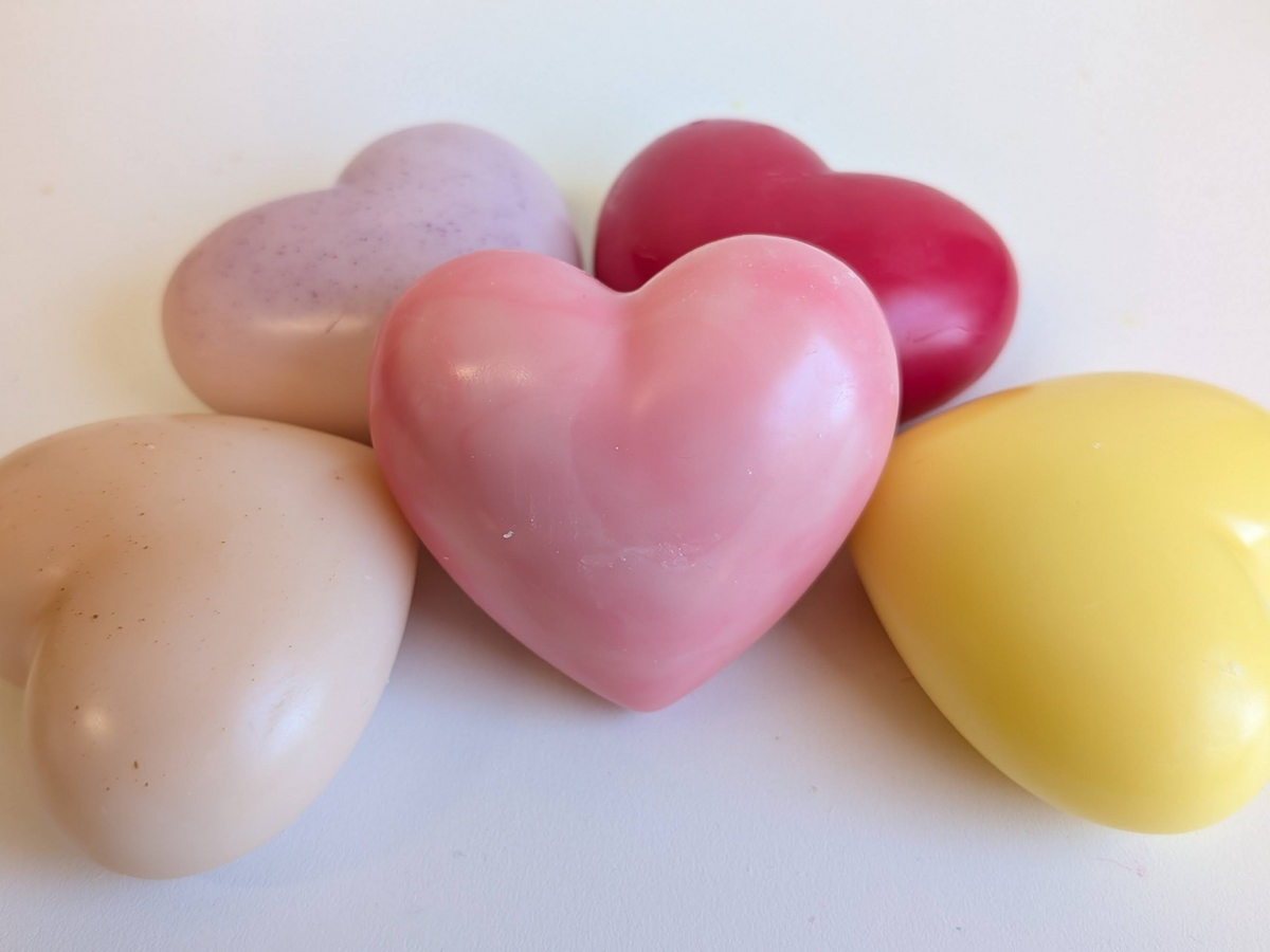 Holiday Gift Wax Heart Freshener | 18 Signature Scents
