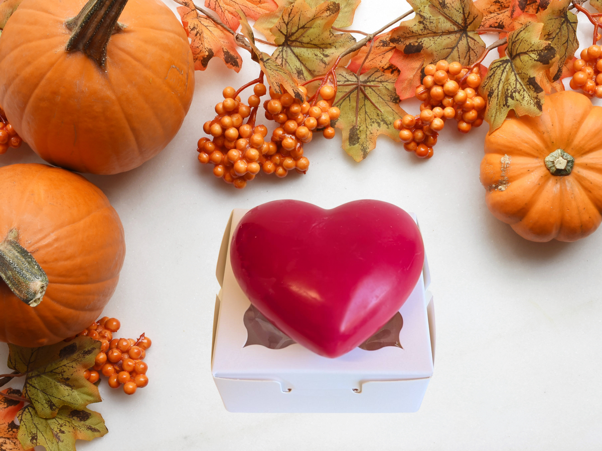 Wax Heart Freshener – Cozy & Comforting | Warm, Inviting Scents
