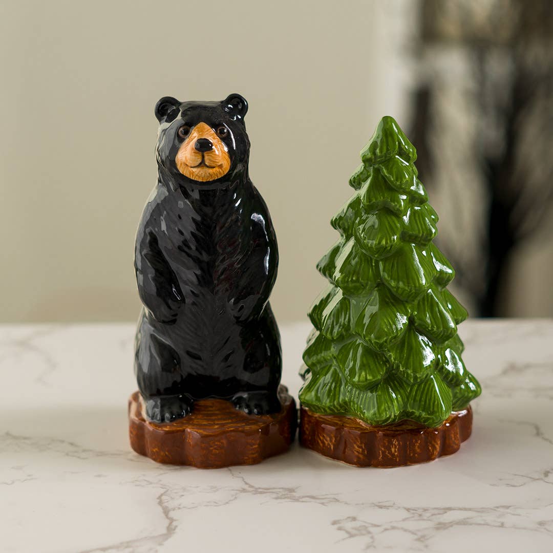 Bear Necessities – Black Bear Ceramic Salt & Pepper Shaker Set