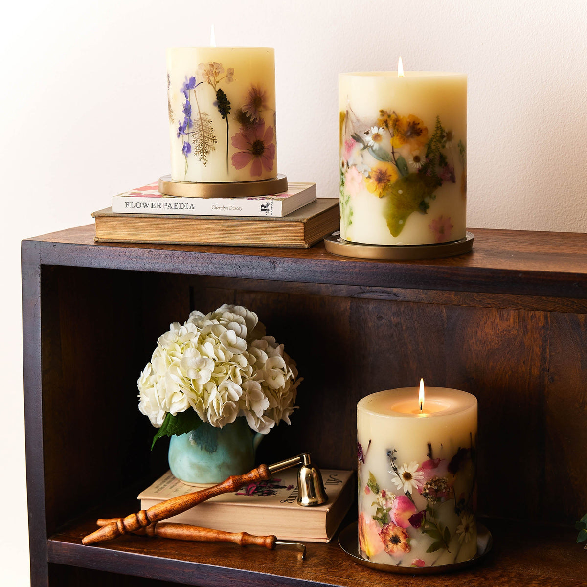 Gold Accent & Signature Botanical Candle Plate
