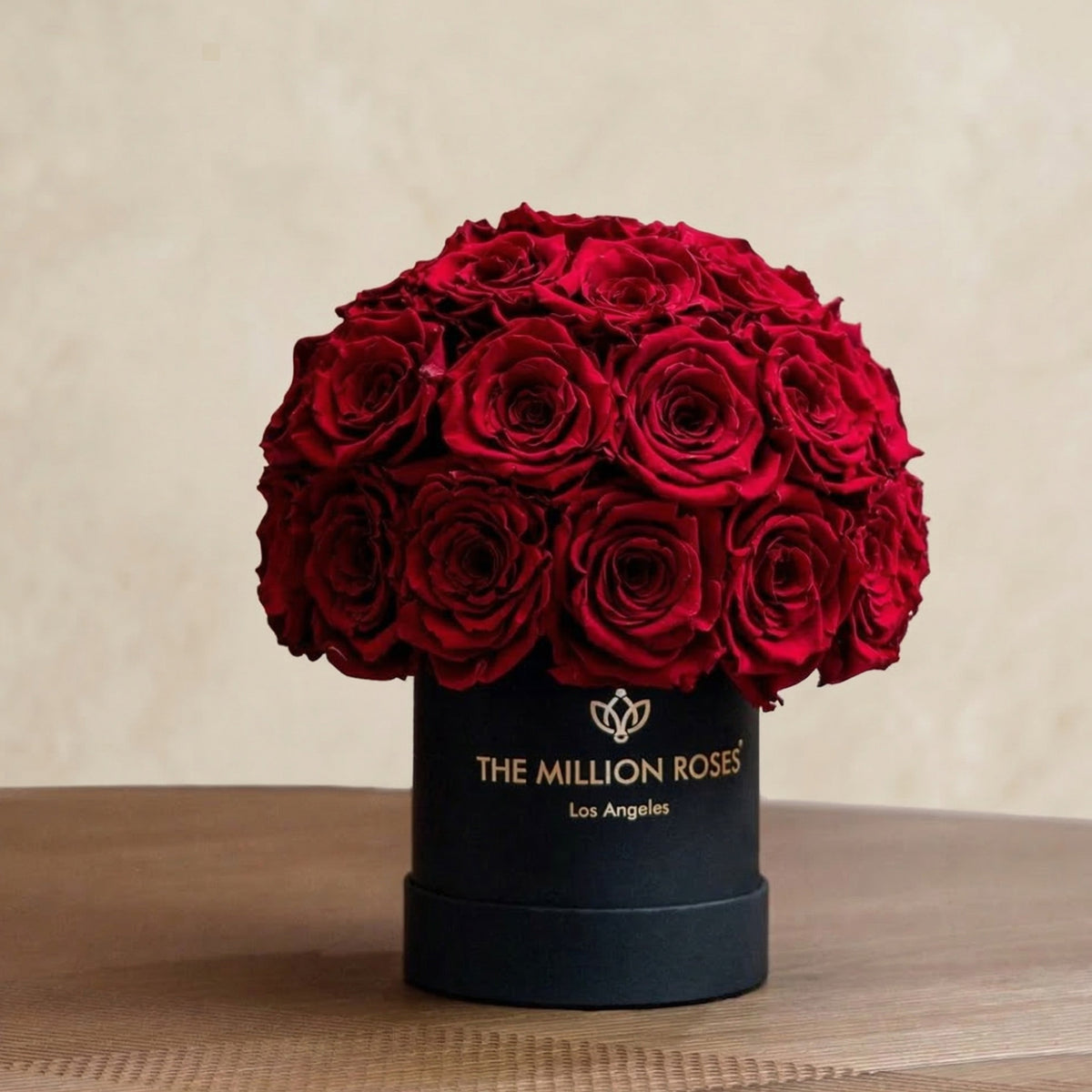 Essence Black Superdome Box | Rose Rosse