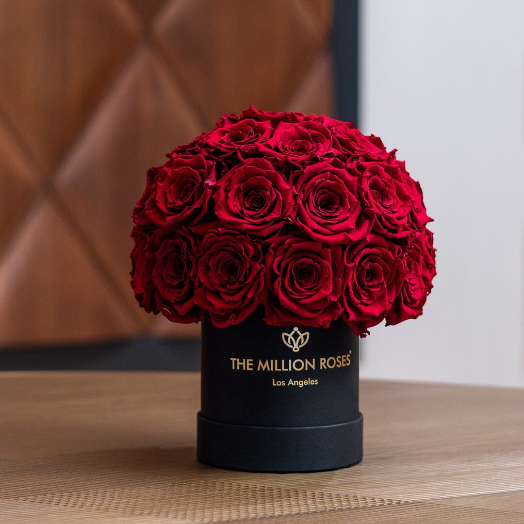 Essence Black Superdome Box | Rose Rosse