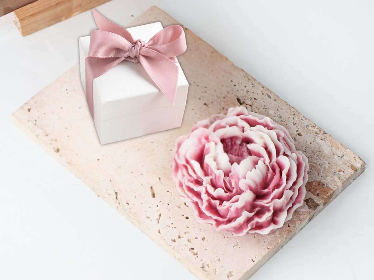 Holiday Gift Wax Flower Freshener | 18 Signature Scents