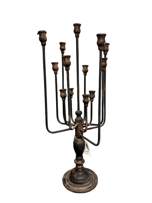 Chandelier en fer noir à 13 bougies